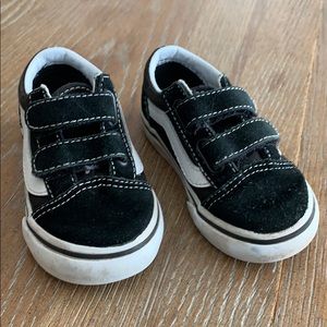Vans Old Skool toddler shoes size 5